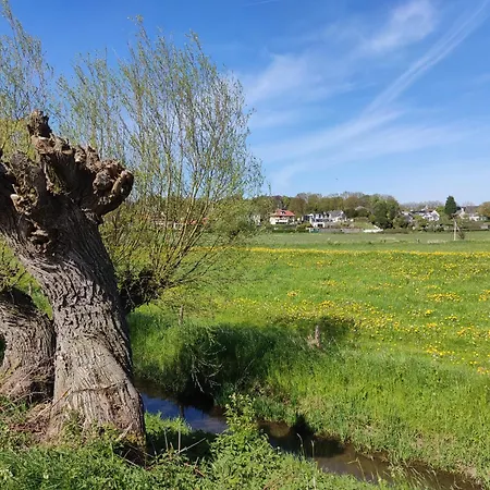 Cornfield アパート アーネム